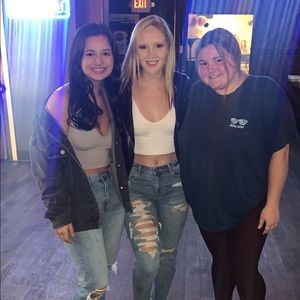 Meet your Posher, Emily